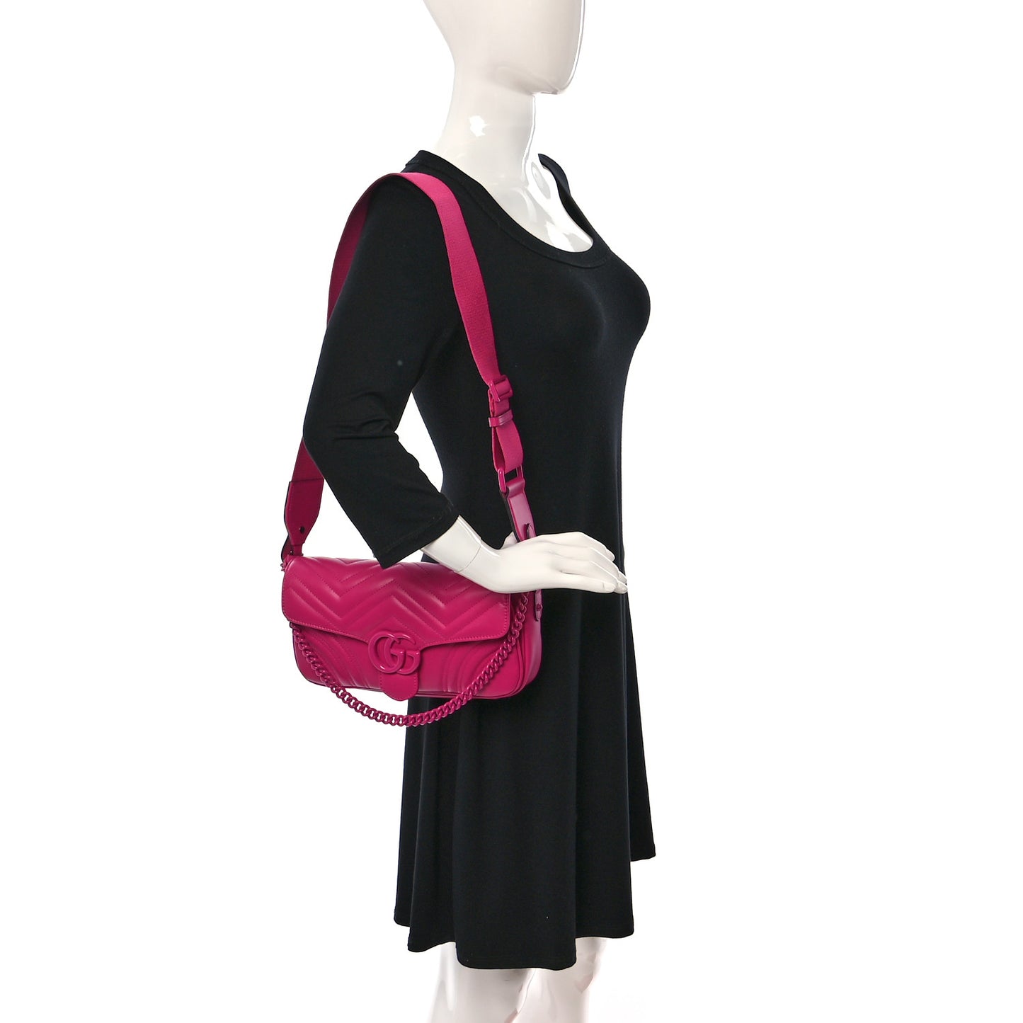 Calfskin Matelasse Monochrome GG Marmont Crossbody Shoulder Bag Classic Fuxia