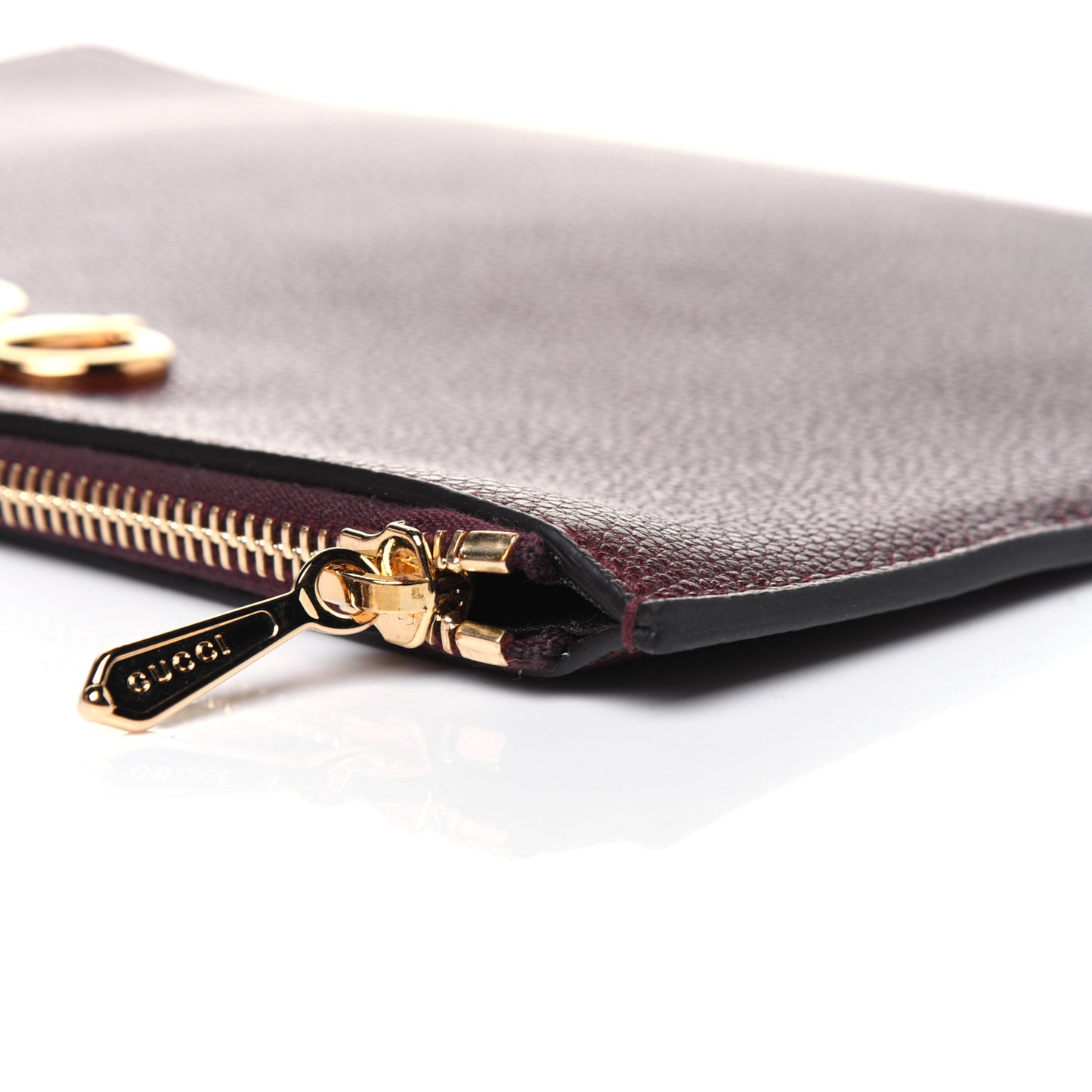 Grainy Calfskin Zumi Zip Pouch Vintage Bordeaux