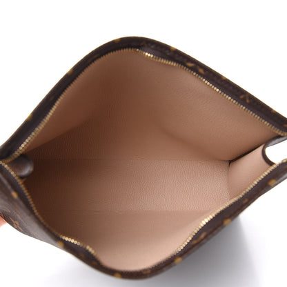 Louis Vuitton Monogram Toiletry Pouch 26 5 of 9