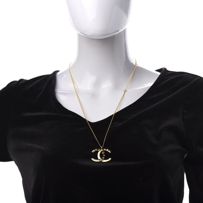 Chanel Metal CC Paris Button Necklace Gold 2 of 6