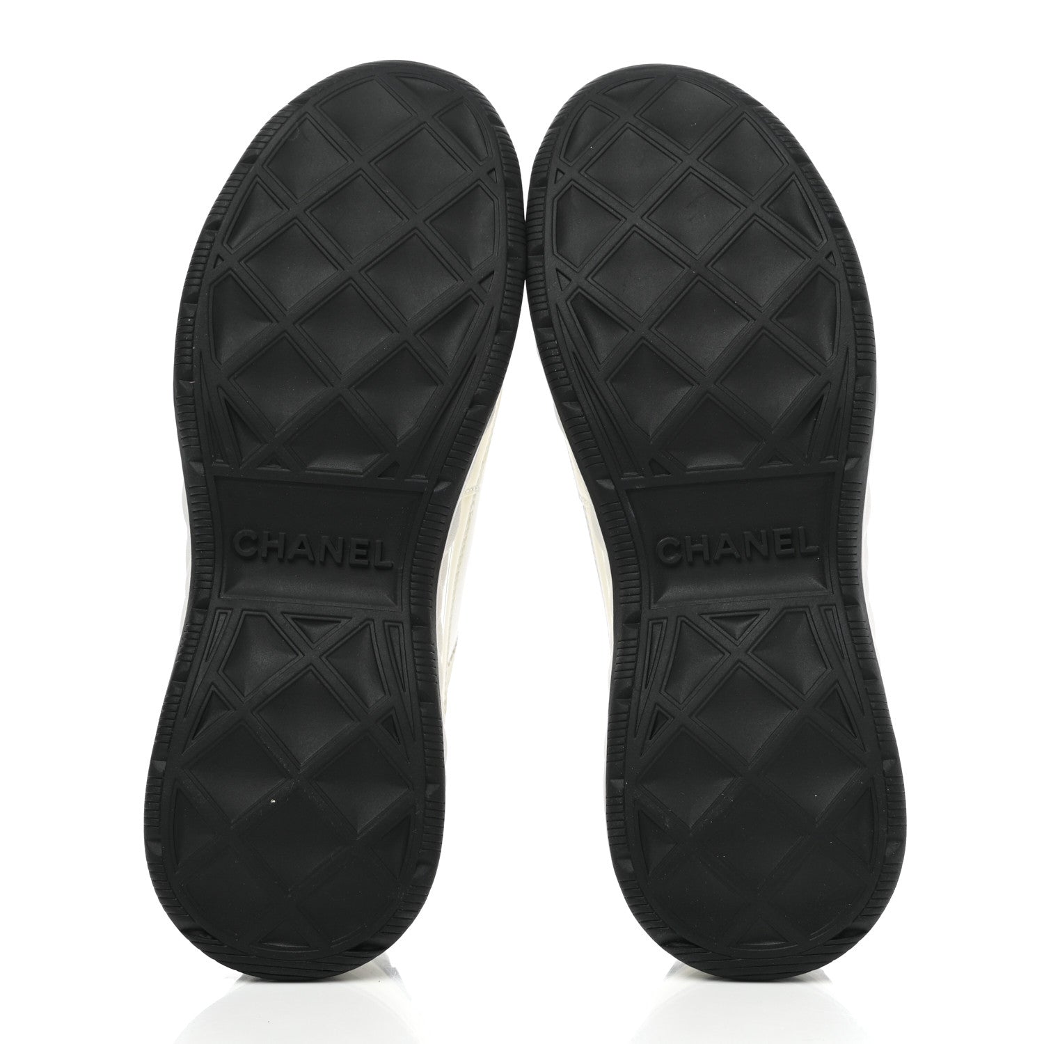 Chanel Velvet Calfskin Mixed Fibers CC Sneakers 38.5 Ivory Black 5 of 9