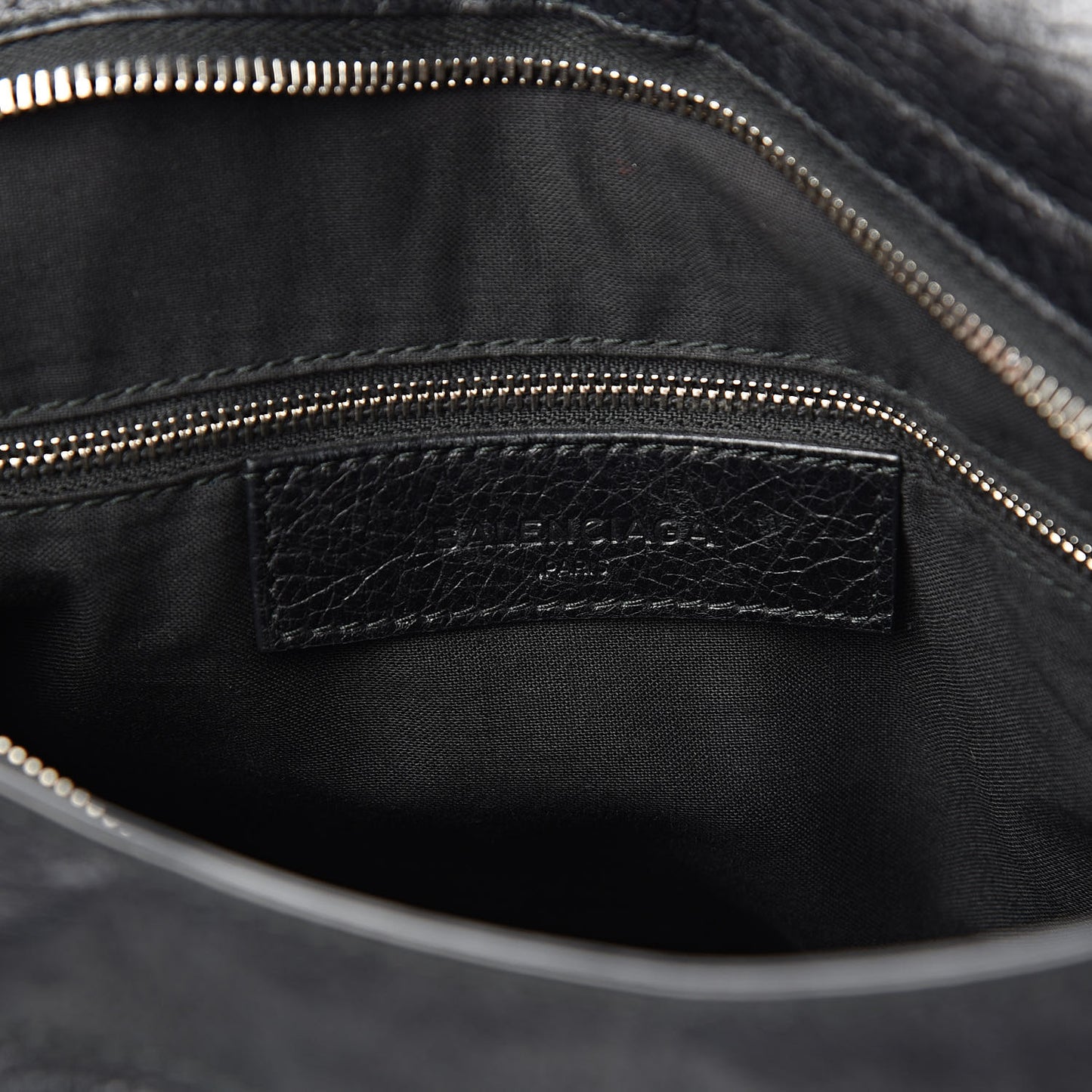 Agneau Classic Silver Hardware Town Black
