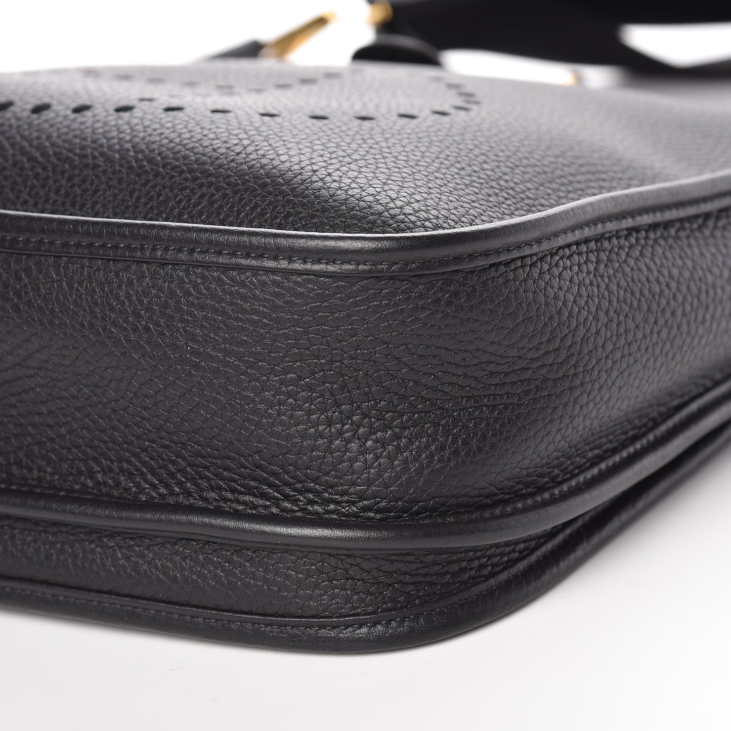 Taurillon Clemence Evelyne III PM Black