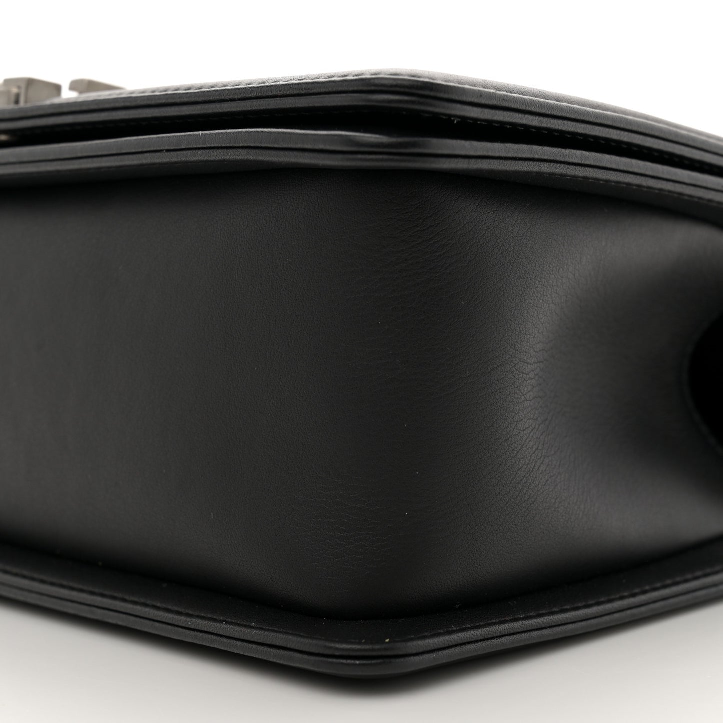 Lambskin Quilted Medium Boy Flap Black