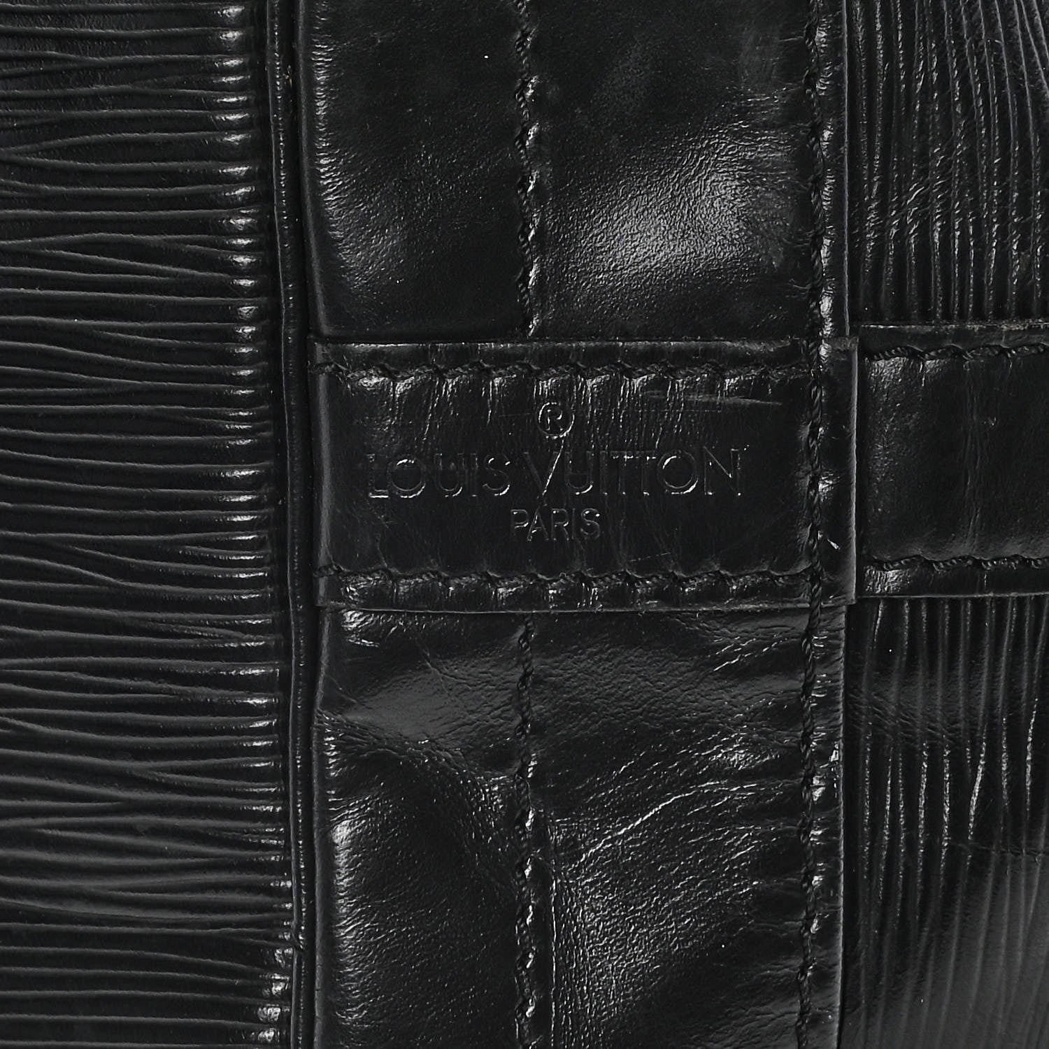 Louis Vuitton Epi Noe Black 7 of 25