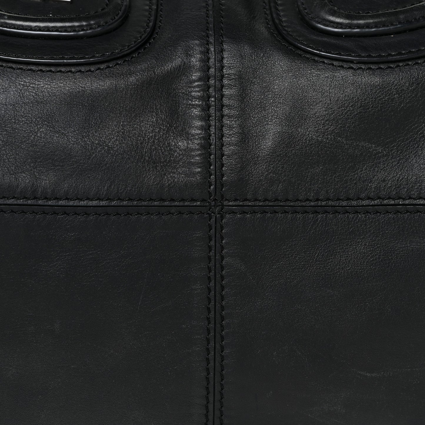 Lambskin Medium Nightingale Black