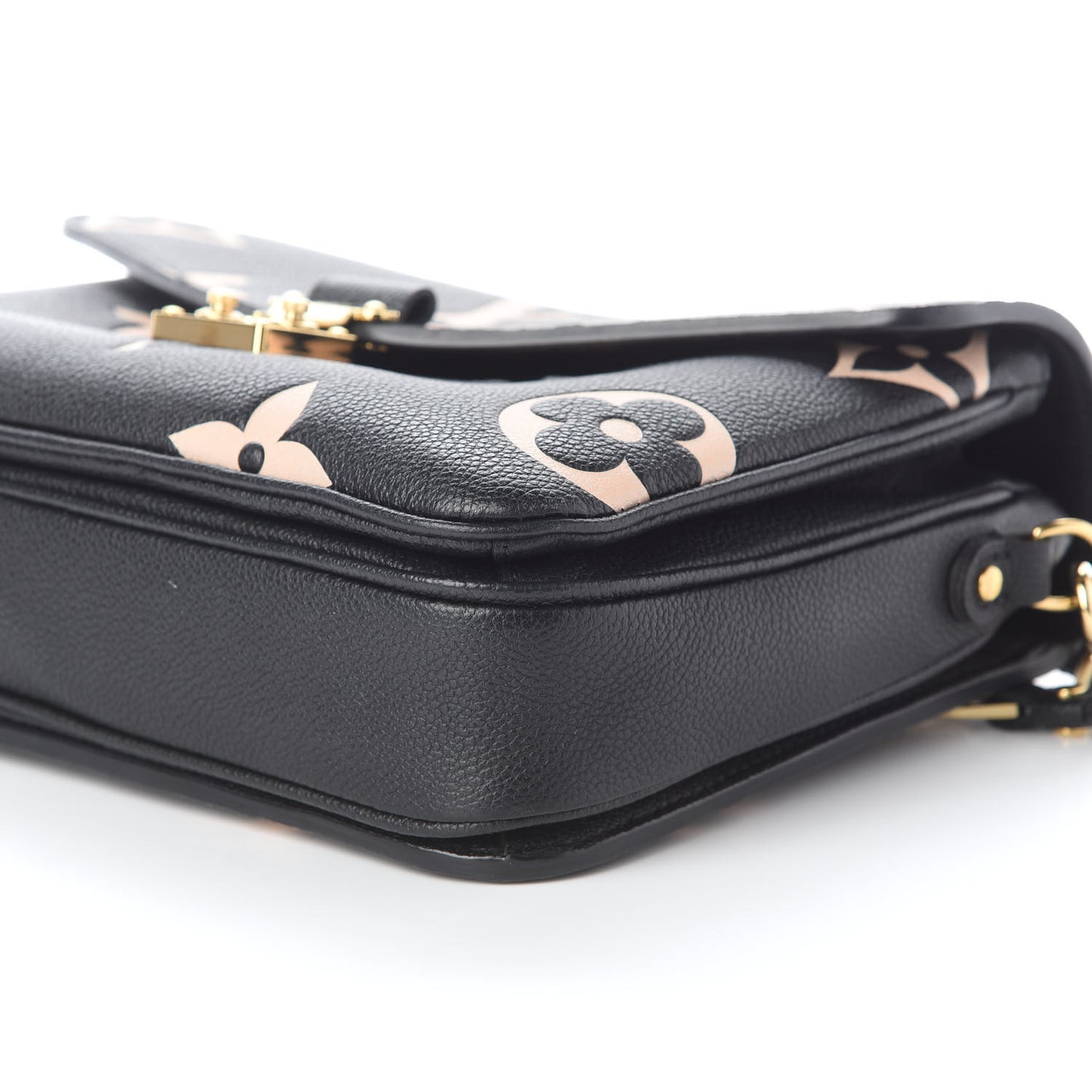 Empreinte Monogram Giant Pochette Metis Black Beige