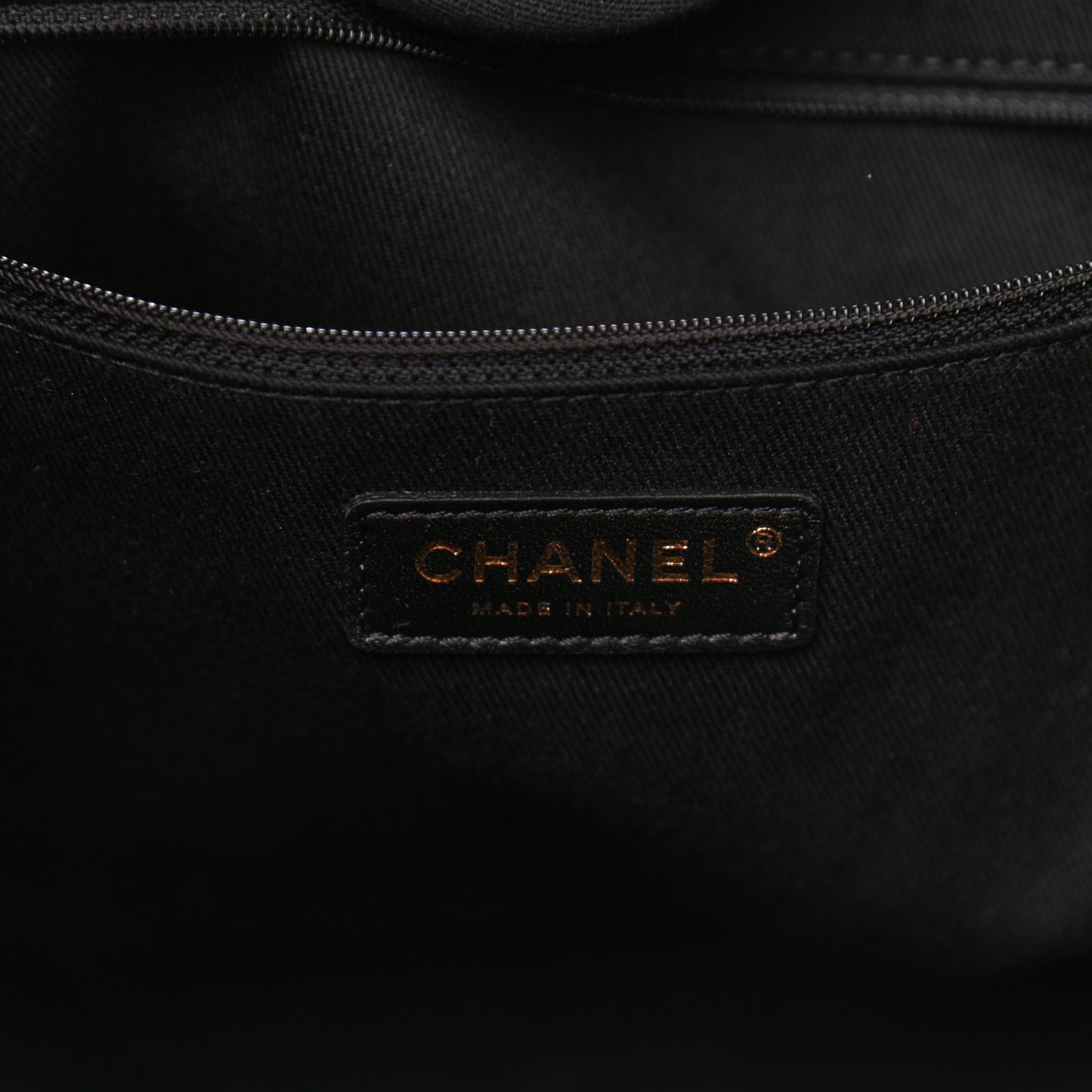 Mixed Fibers Calfskin Medium Deauville Tote Black