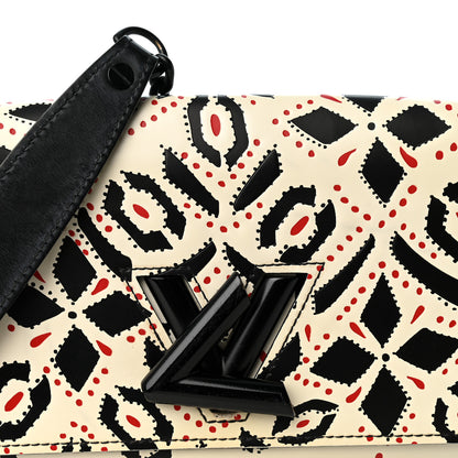 Louis Vuitton Calfskin Graphic Print Twist Chain Wallet White Black White Black 7 of 9