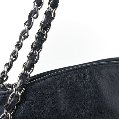 Chanel Lambskin Medium Ultimate Soft Tote Black 15 of 19