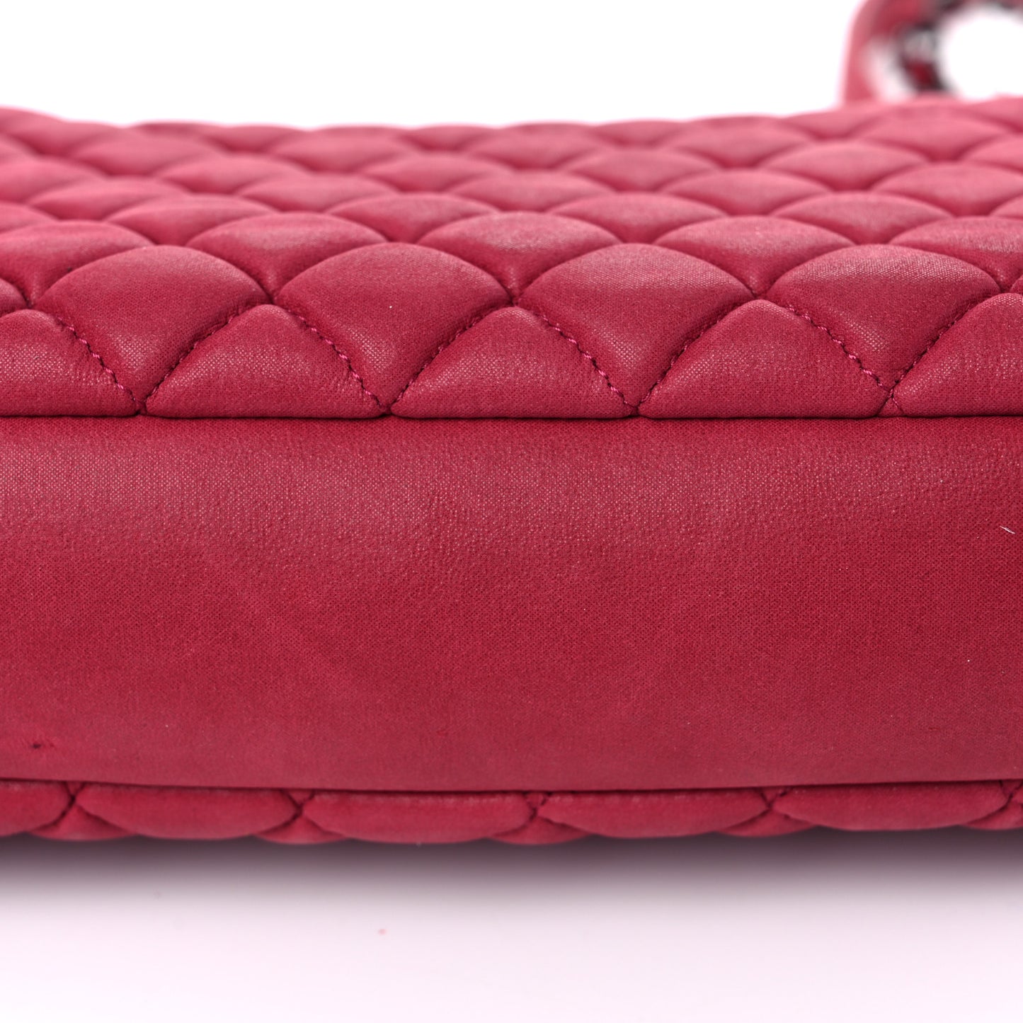 Iridescent Calfskin Small New Bubble Quilt Flap Fuchsia