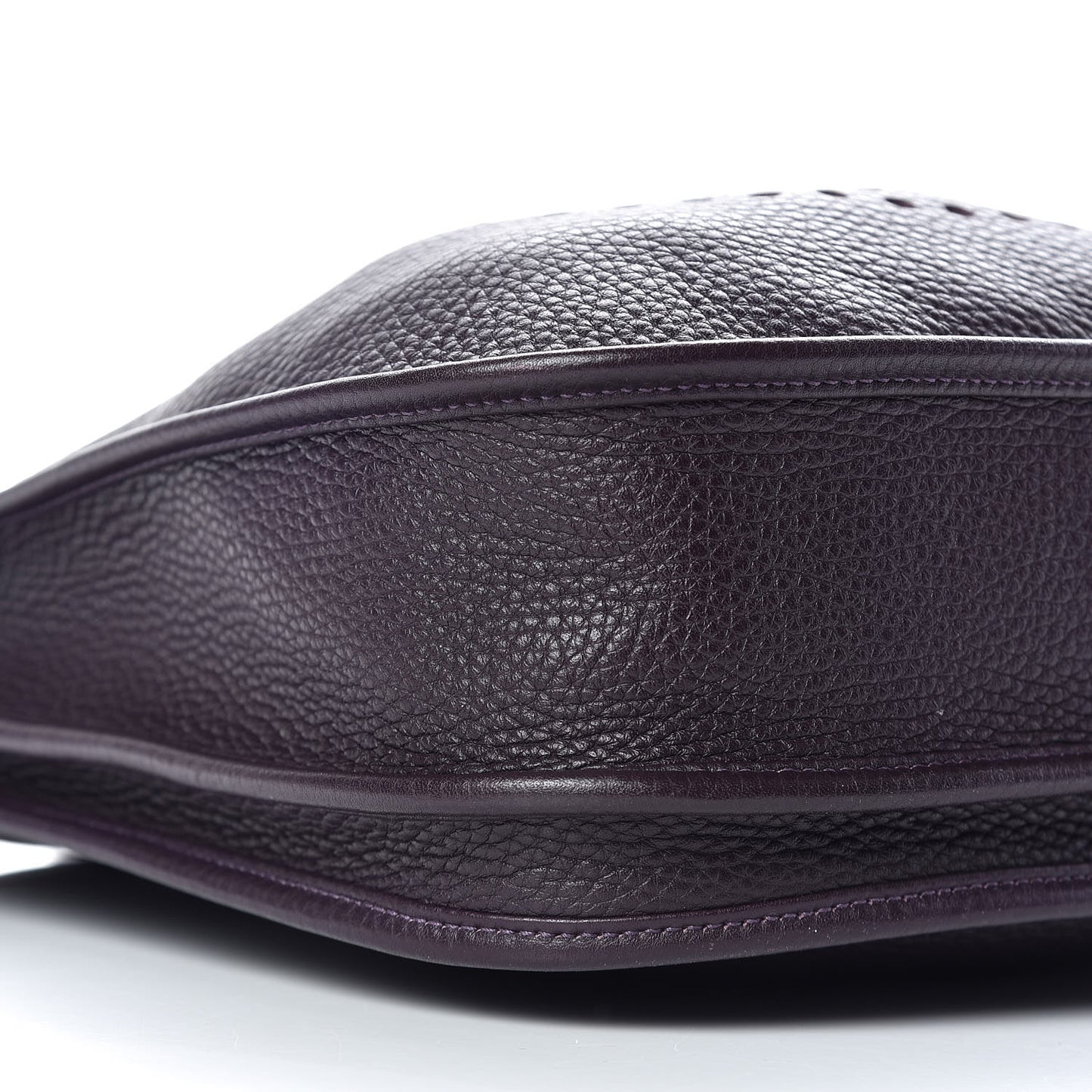 Taurillon Clemence Evelyne III PM Raisin