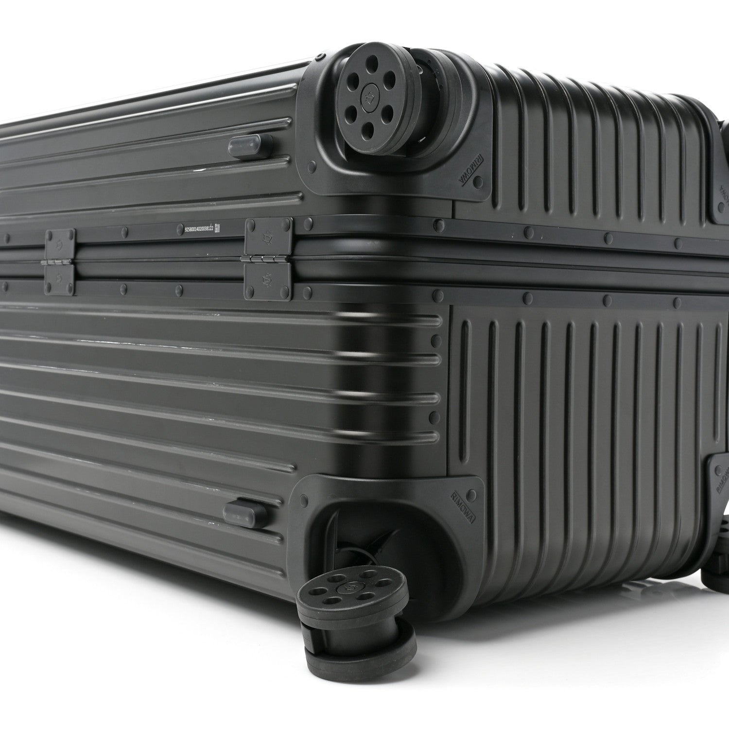 Rimowa Aluminum Trunk Plus Matte Black 12 of 15