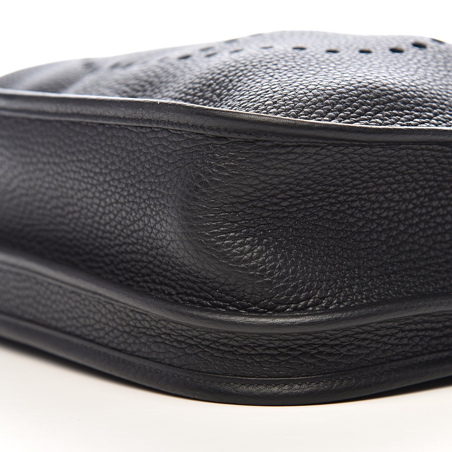 Taurillon Clemence Evelyne III PM Black