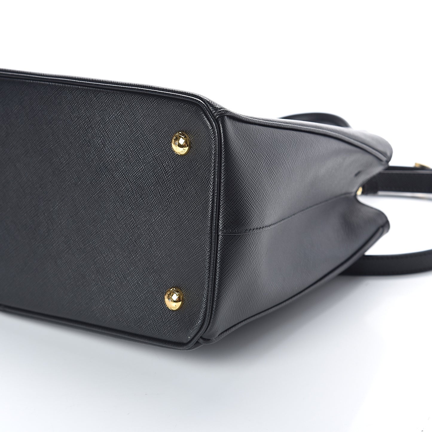 Saffiano Lux Medium Tote Black