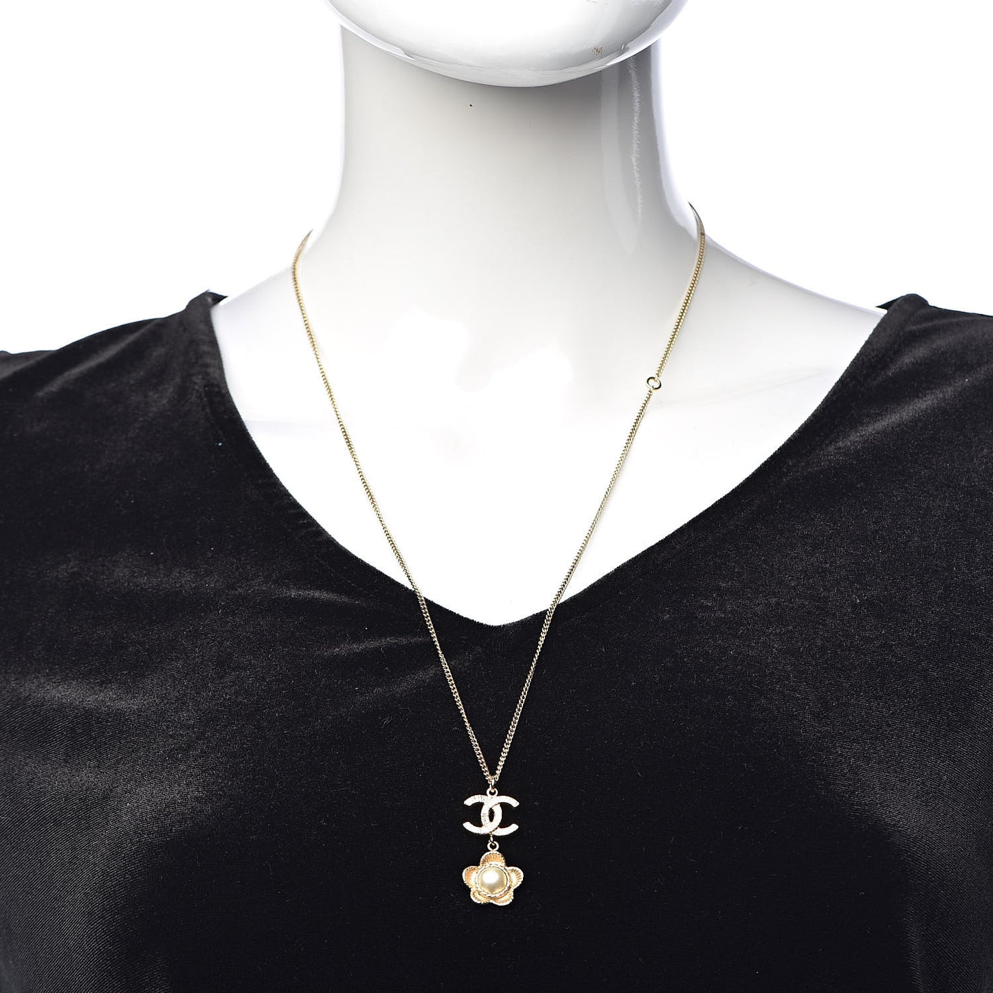 Pearl CC Camellia Pendant Necklace Gold