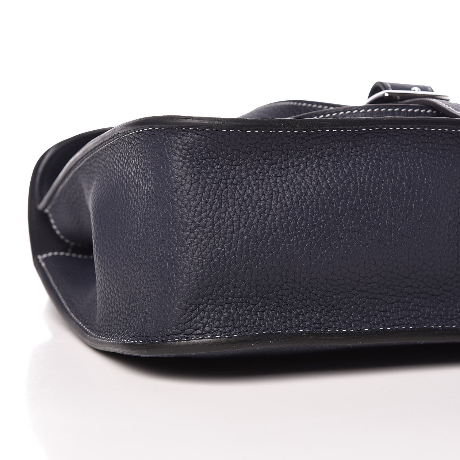 Hermes Taurillon Clemence Halzan 31 GM Bleu Nuit 14 of 16