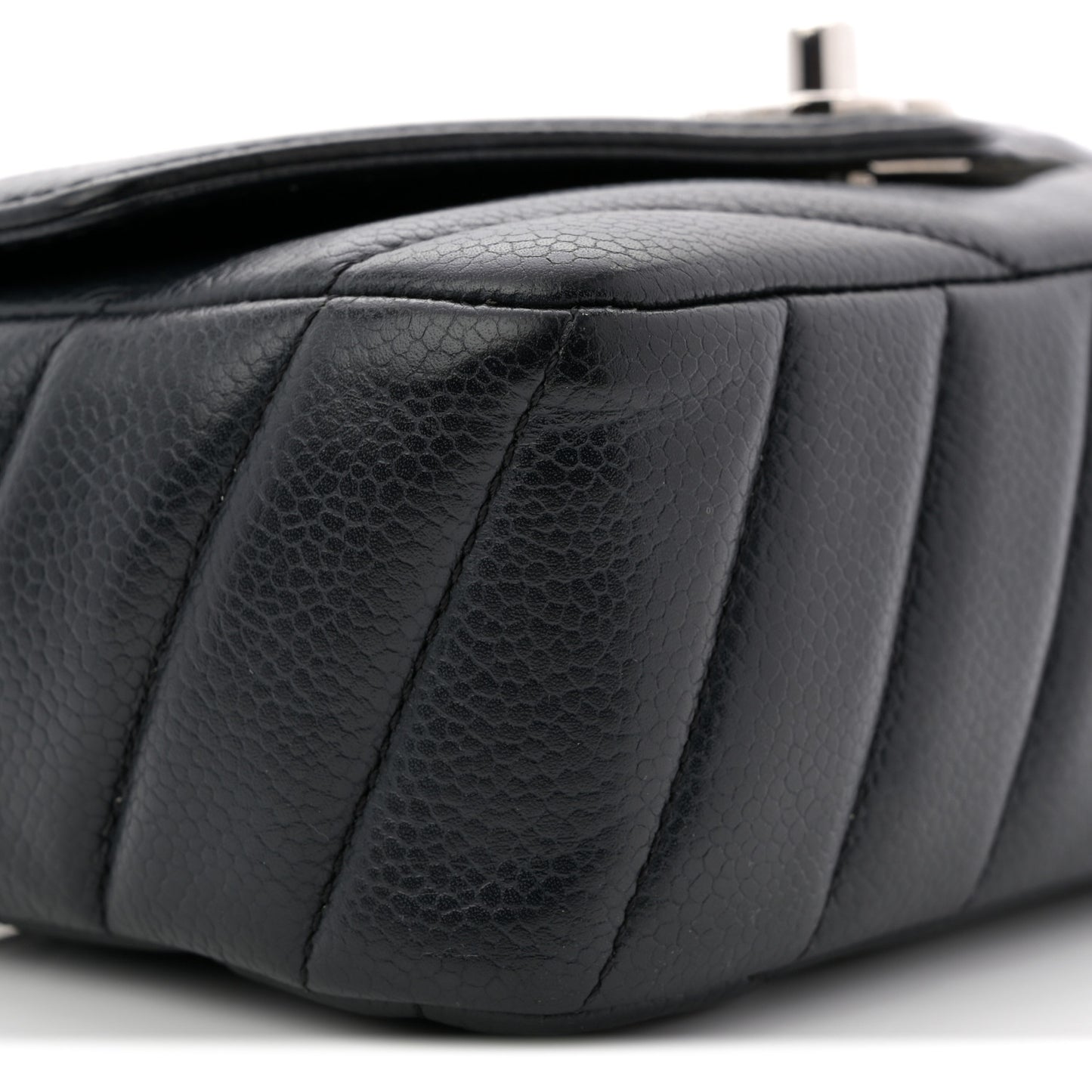 Caviar Chevron Quilted Small Single Flap Black
