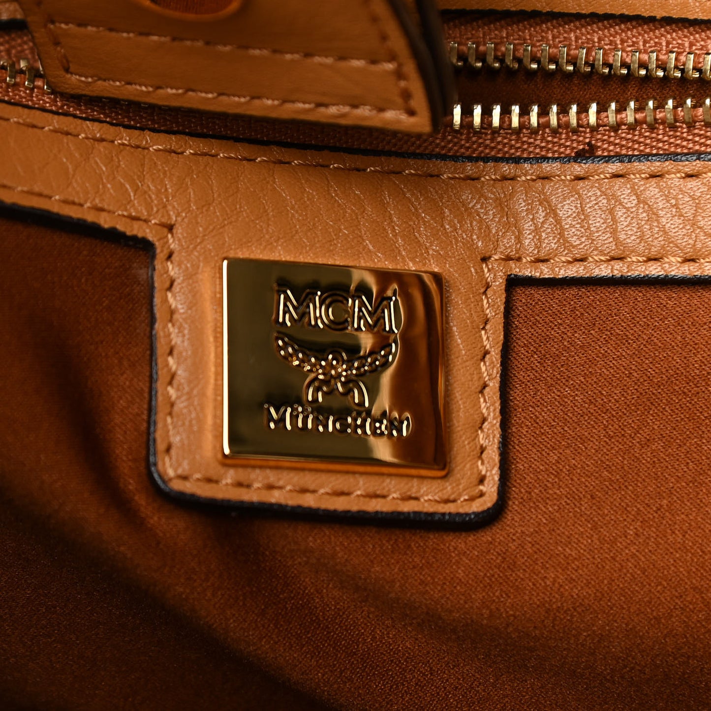 Visetos Heritage Studded Drawstring Bucket Bag Cognac