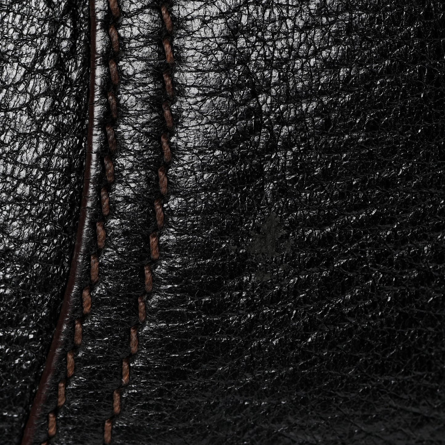 Cervo Antik Shoulder Bag Black