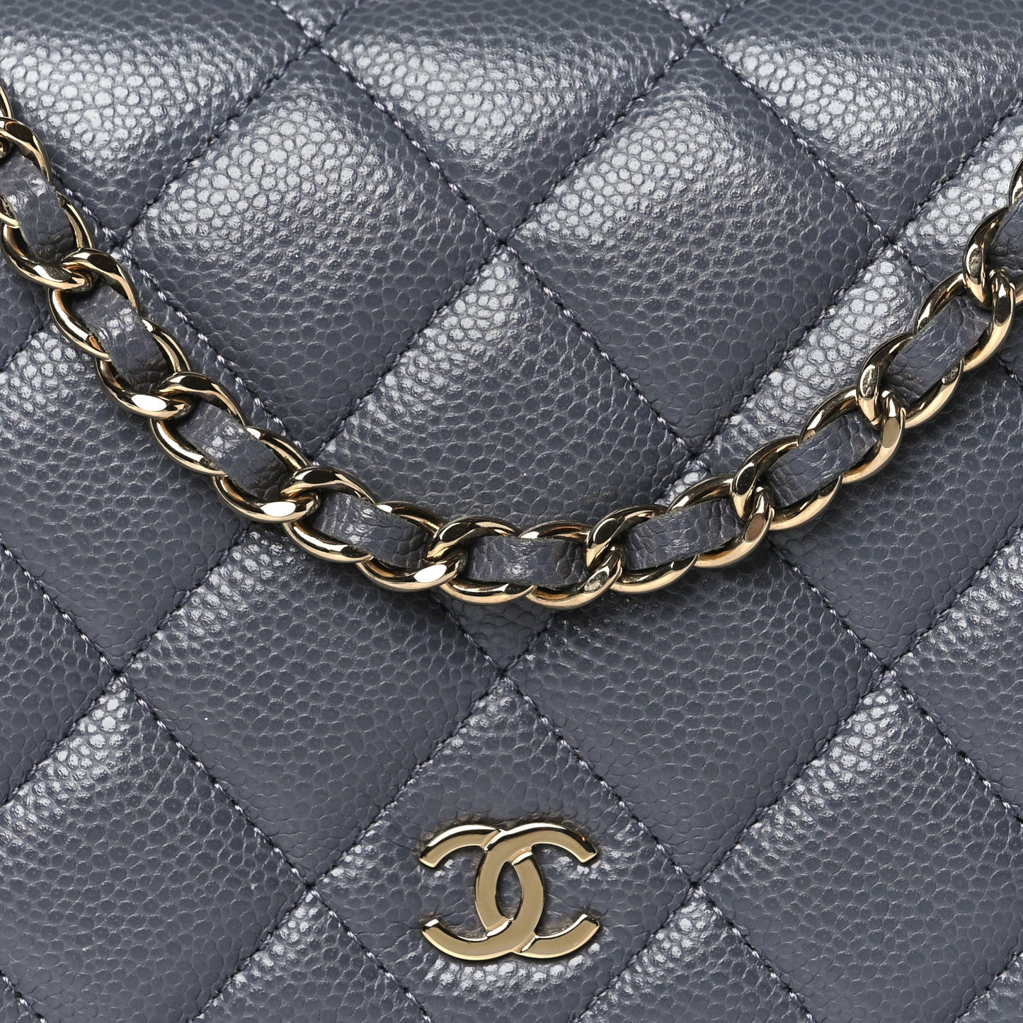 Caviar Quilted Wallet On Chain WOC Grey