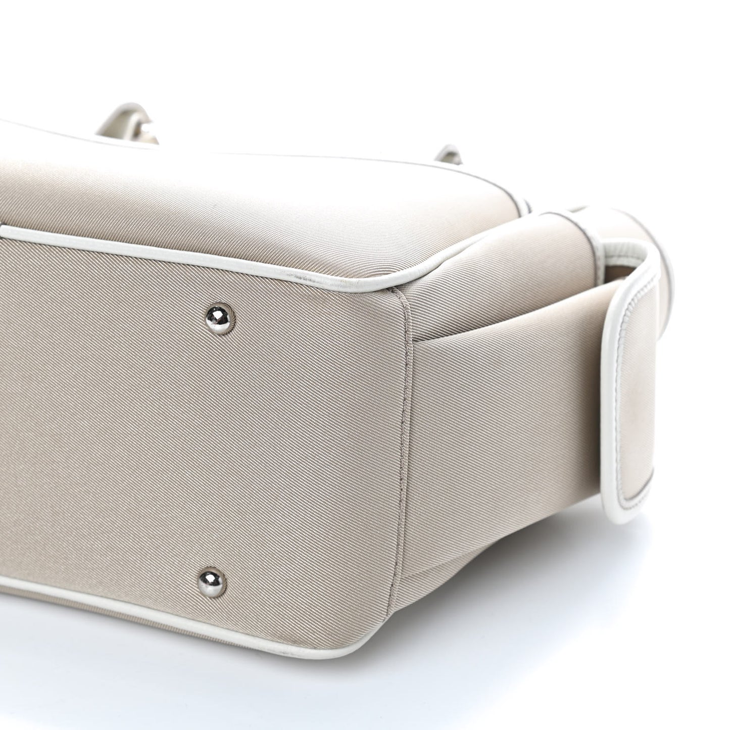 Canvas Nova Check Tote Beige