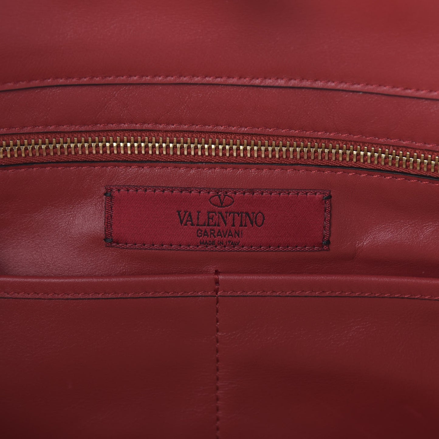 Vitello Medium Rockstud Tote Rosso Valentino