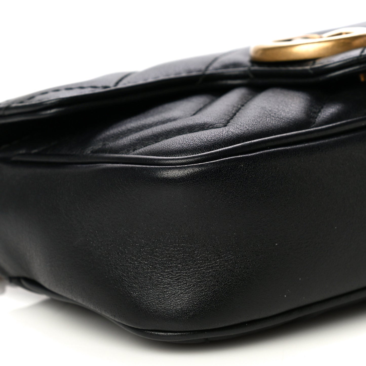 Calfskin Matelasse Super Mini GG Marmont Shoulder Bag Black