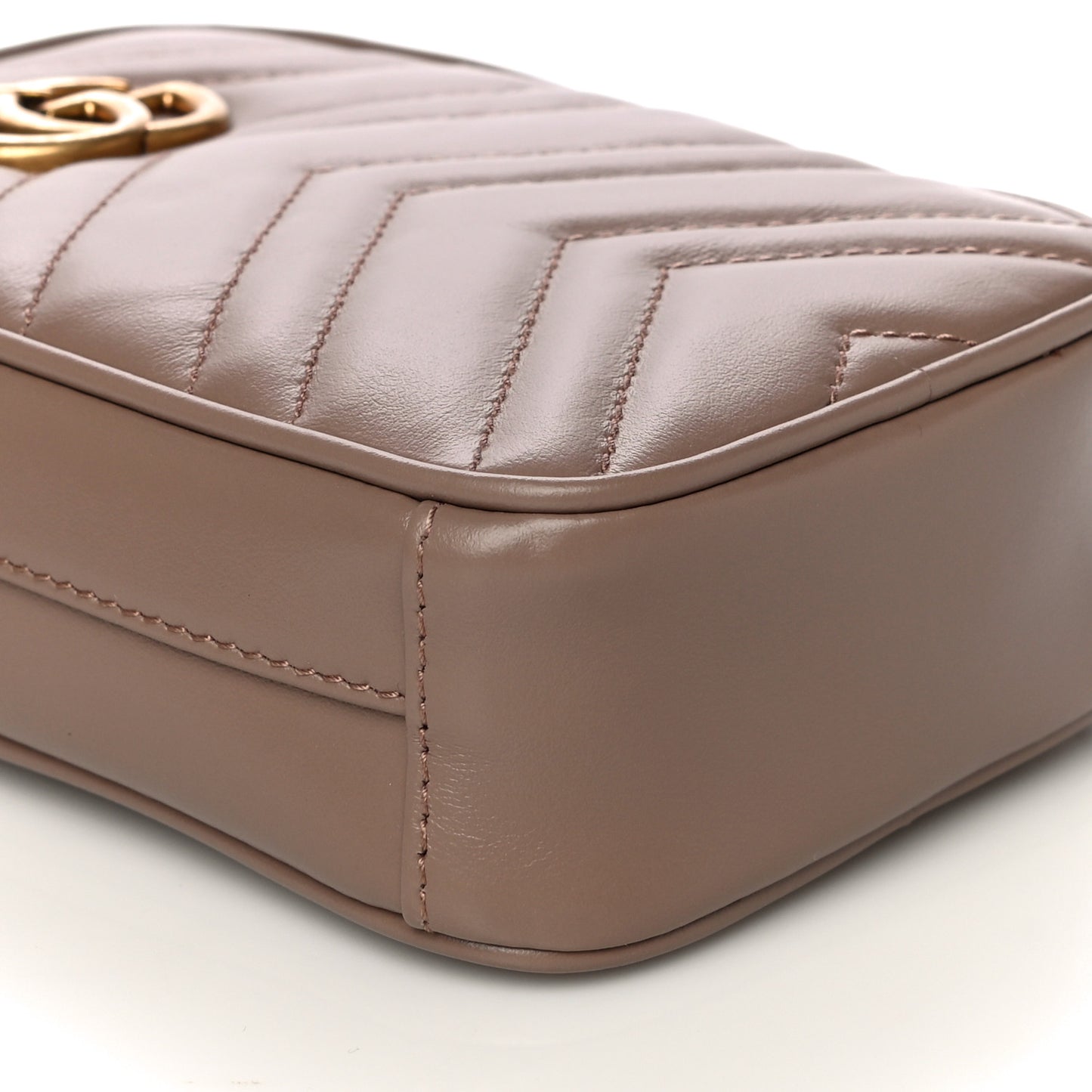 Calfskin Matelasse Mini GG Marmont Crossbody Bag Porcelain Rose