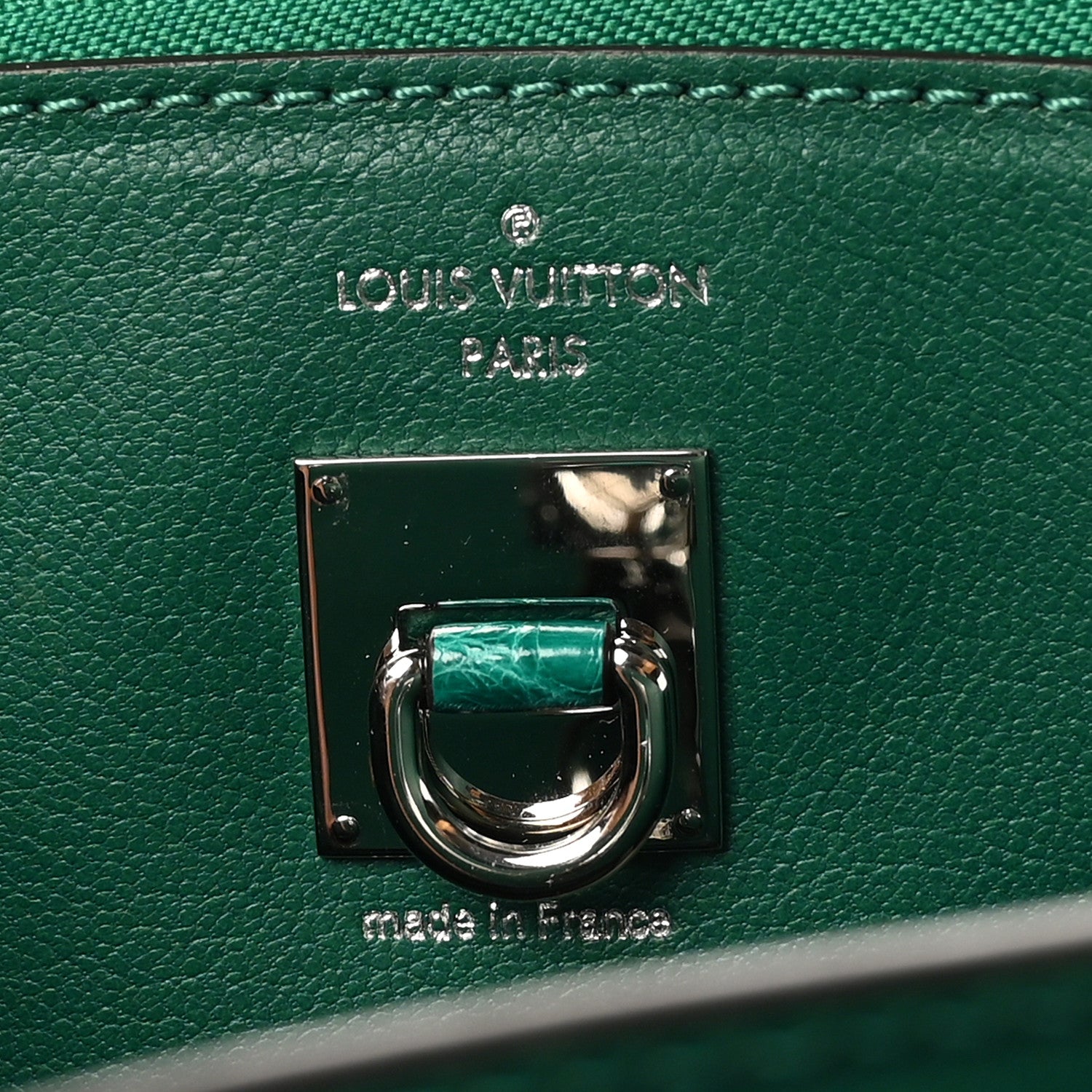 Louis Vuitton Alligator City Steamer MM Emeraude 1810805