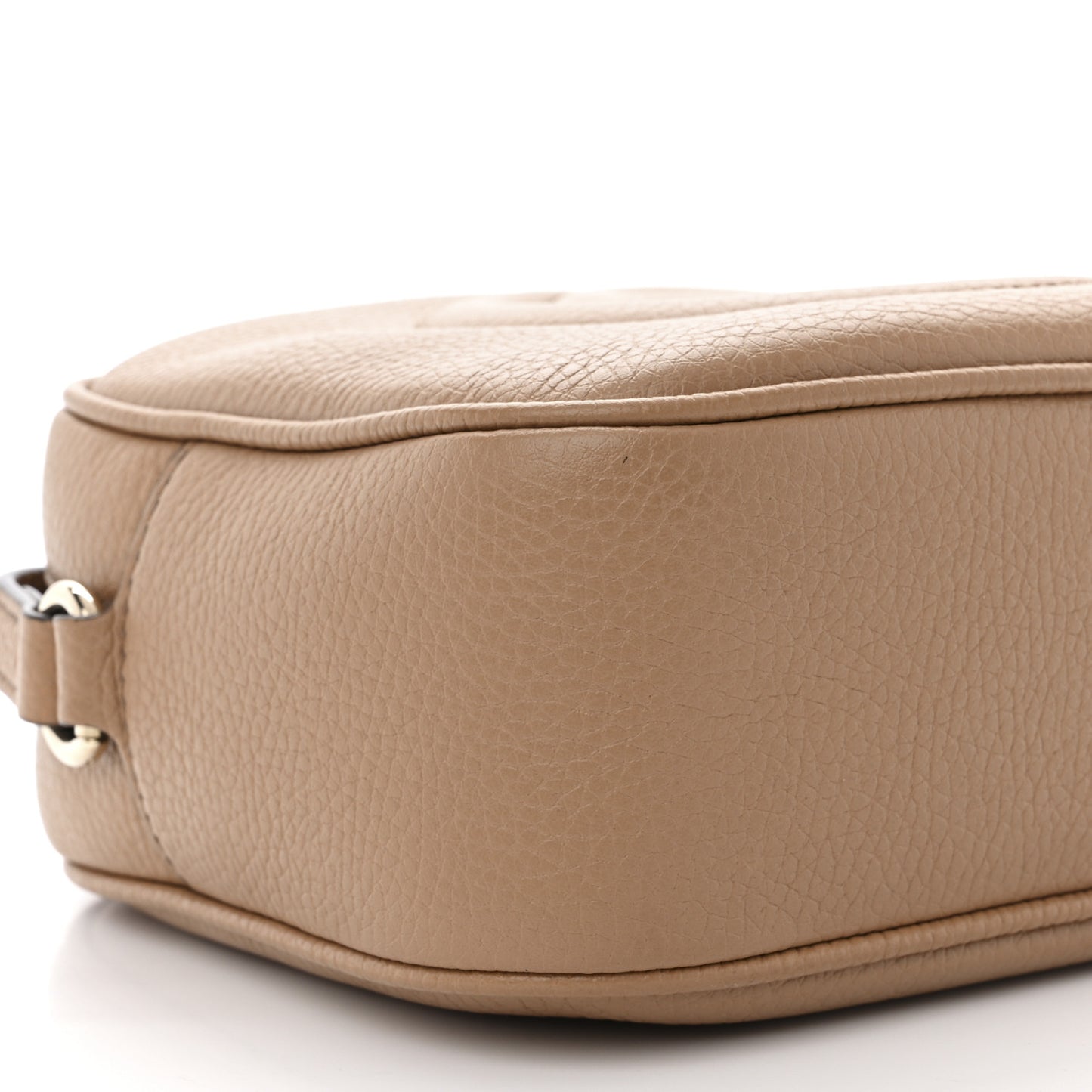 Pebbled Calfskin Small Soho Disco Bag Camelia