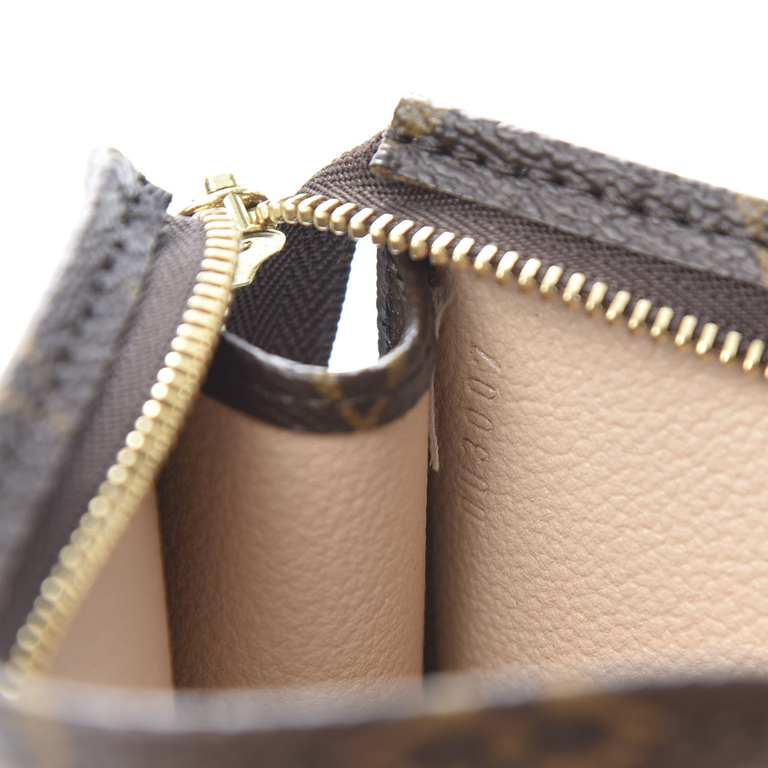 Louis Vuitton Monogram Toiletry Pouch 15 7 of 7
