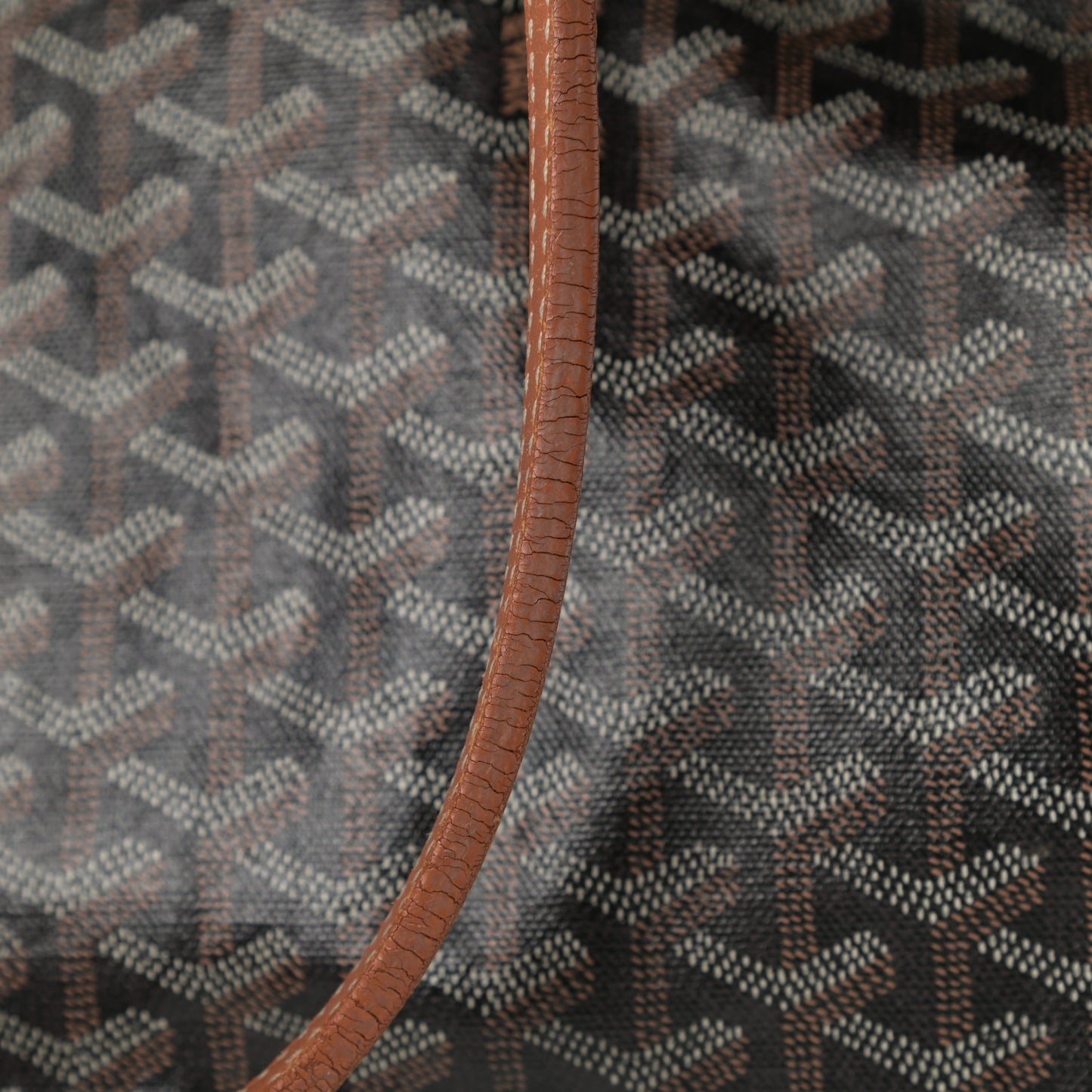 Goyardine Saint Louis GM Black Gold