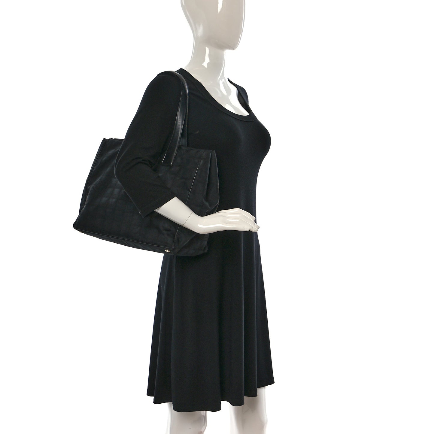 Nylon Medium Travel Tote Black