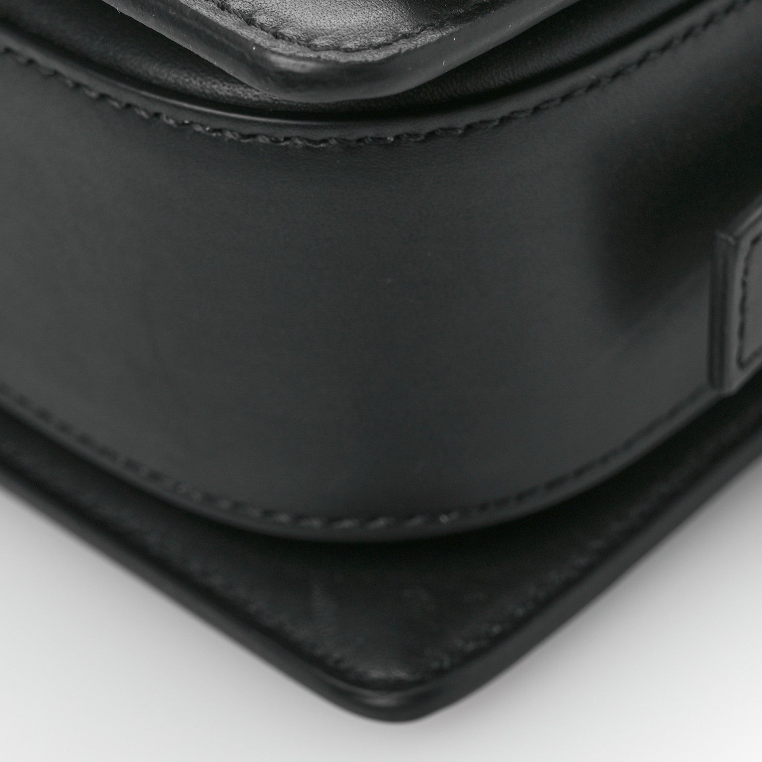 Givenchy Calfskin Crocodile Embossed 4G Medium Crossbody Bag Black 10 of 10