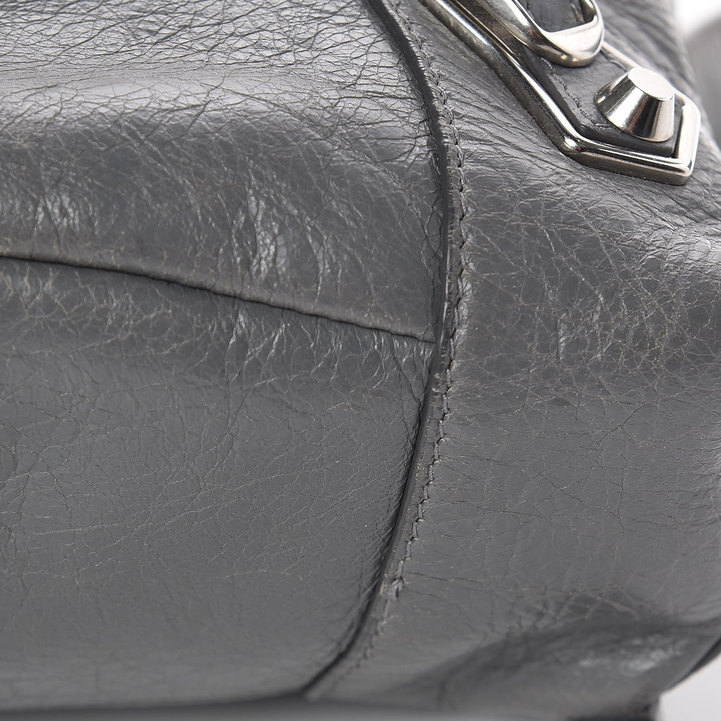 Agneau Silver Metallic Edge Hardware Backpack Gris Cendre
