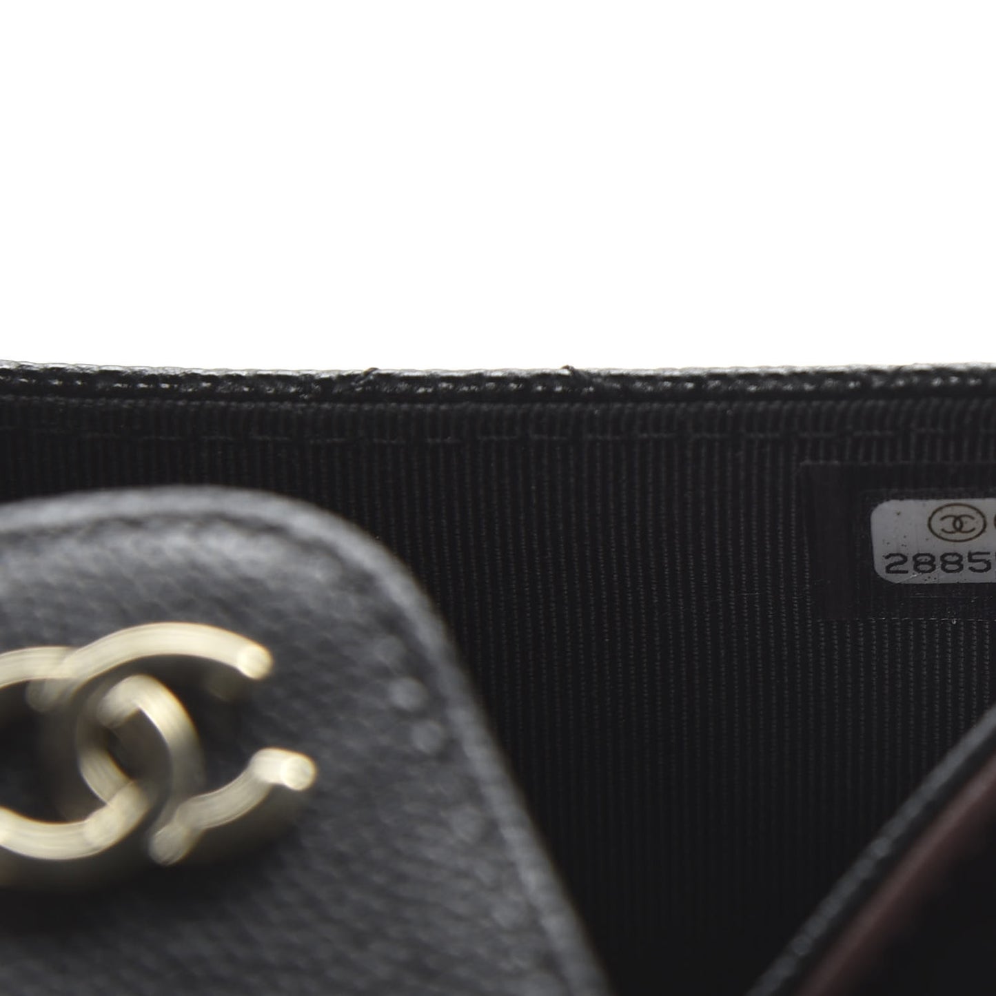 Caviar Quilted Classic Strap Pouch Black