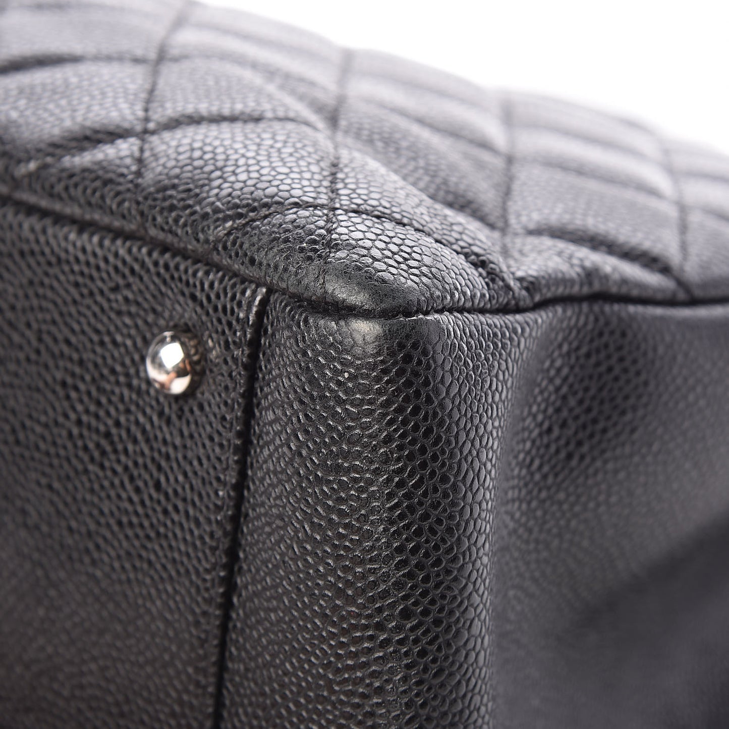 Caviar Quilted XL Grand Shopping Tote GST Black