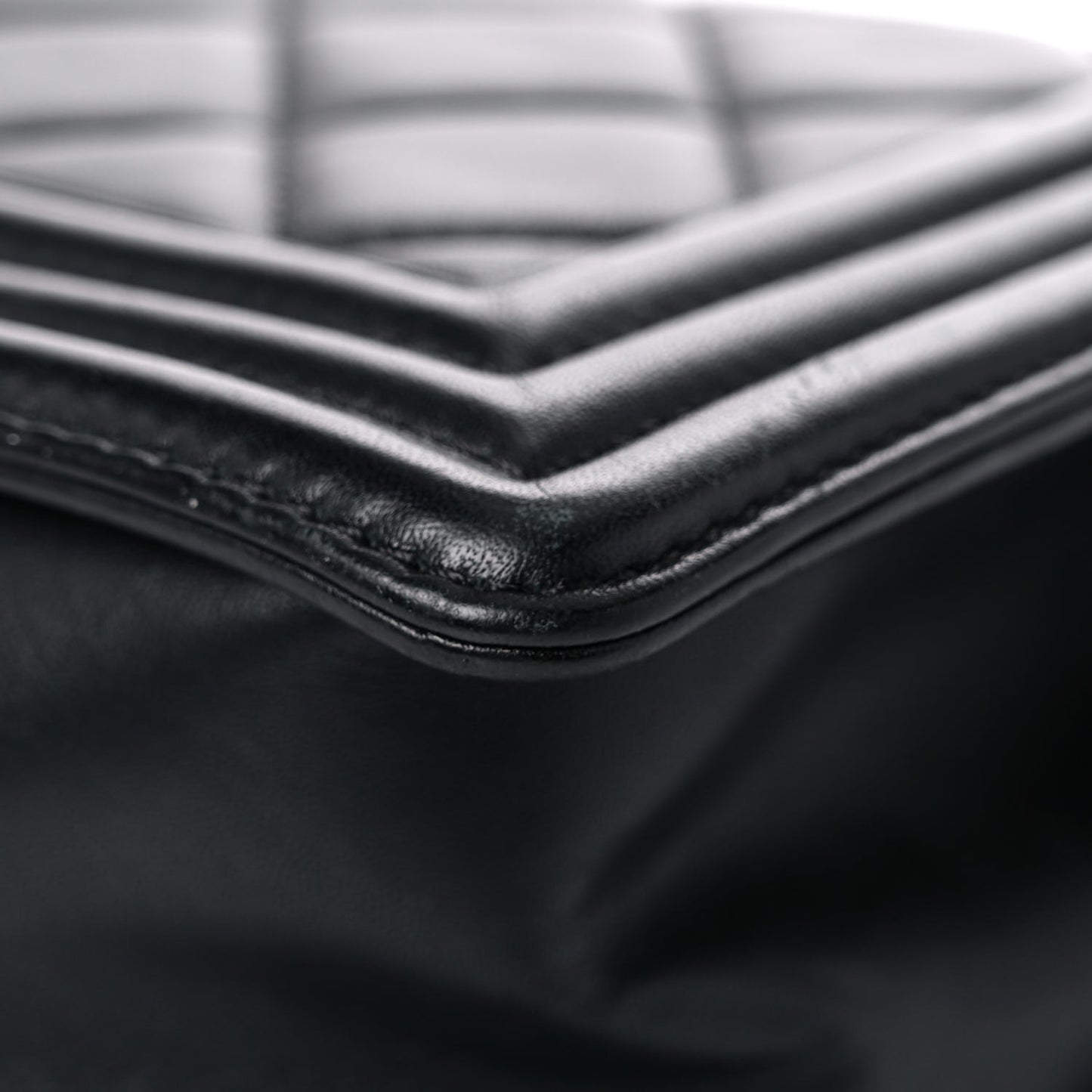 Calfskin Quilted Medium Boy Flap Black