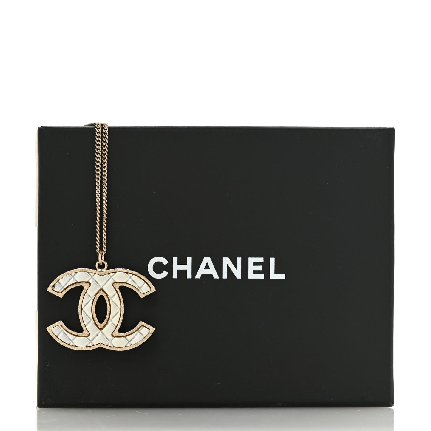 Metal Quilted CC Pendant Necklace Gold White