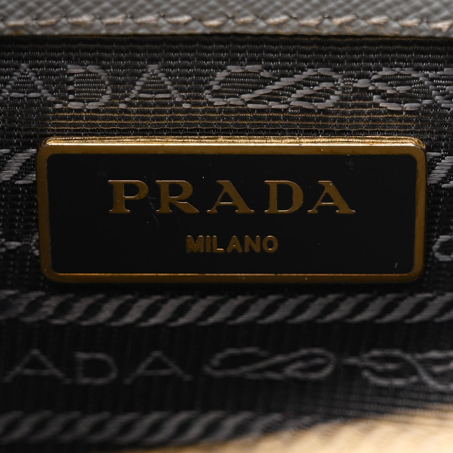 Saffiano Lux Small Galleria Double Zip Tote Granito