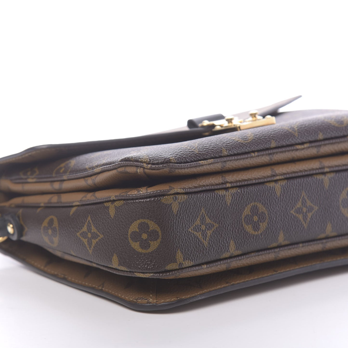 Reverse Monogram Pochette Metis