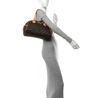 Louis Vuitton Monogram Montorgueil PM 2 of 15