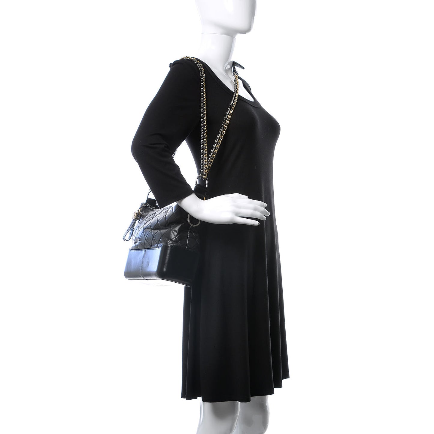 Aged Calfskin Quilted Medium Gabrielle Hobo Black