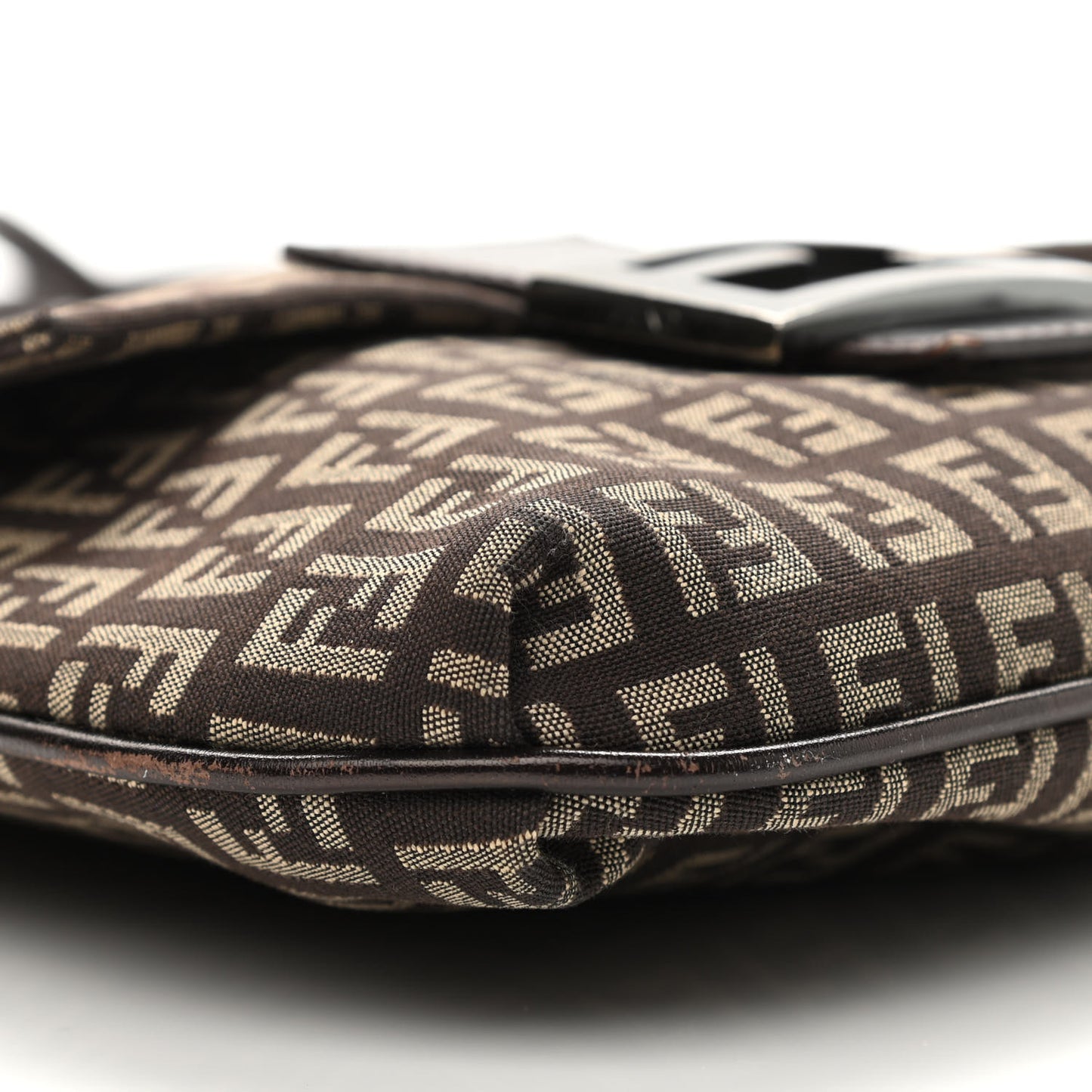 Zucchino Vitello Tube Messenger Bag Testa di Moro Beige