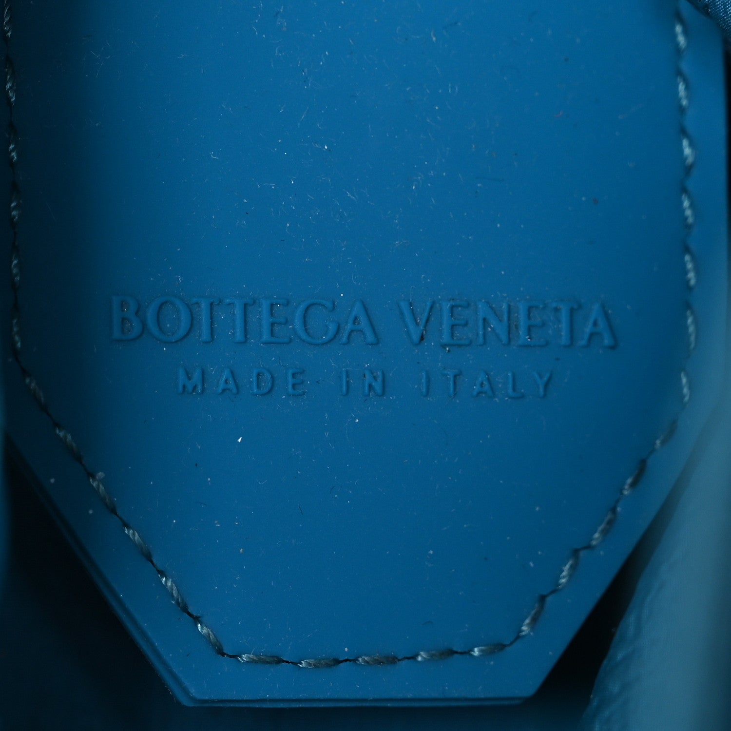 Bottega Veneta Paper Calfskin Maxi Intreccio Cassette Crossbody Bag Blaster 6 of 11