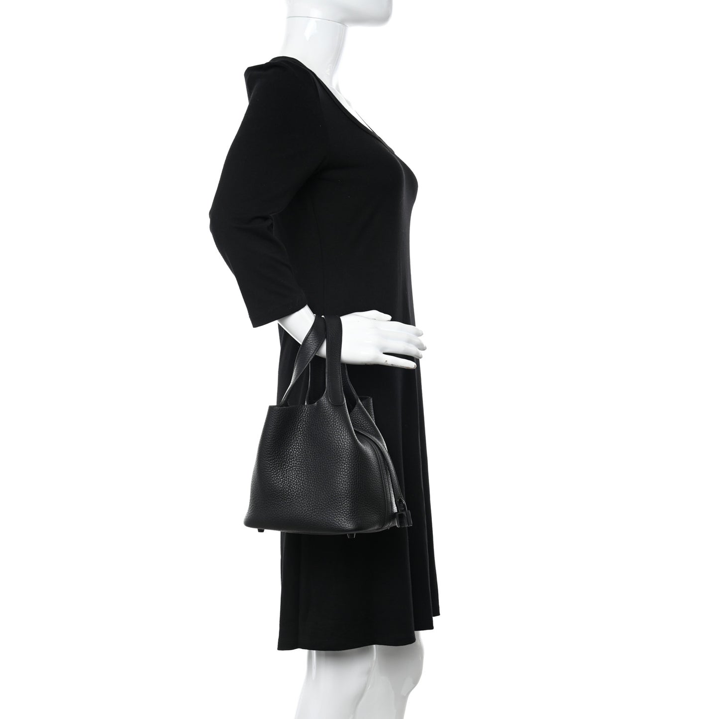 Taurillon Clemence Monochrome Picotin Lock 18 PM Black
