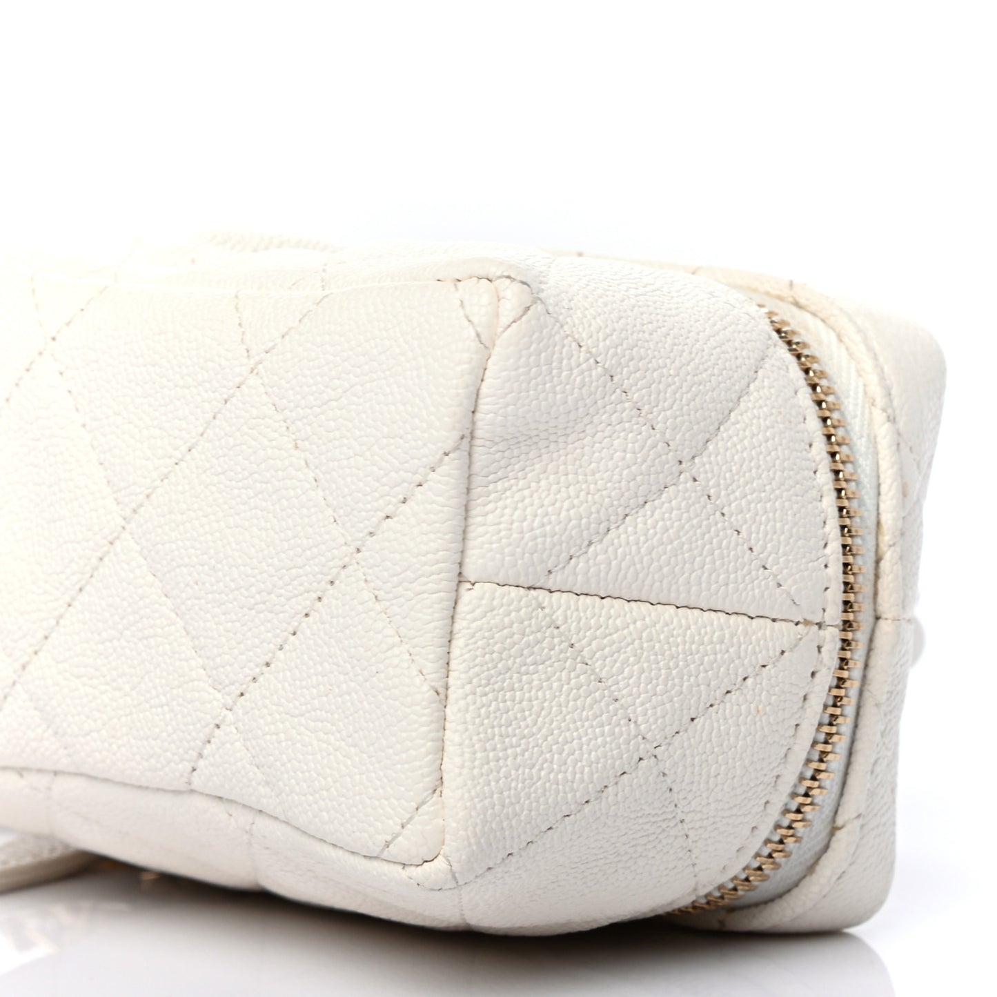 Caviar Quilted Mini Top Handle Vanity With Chain White
