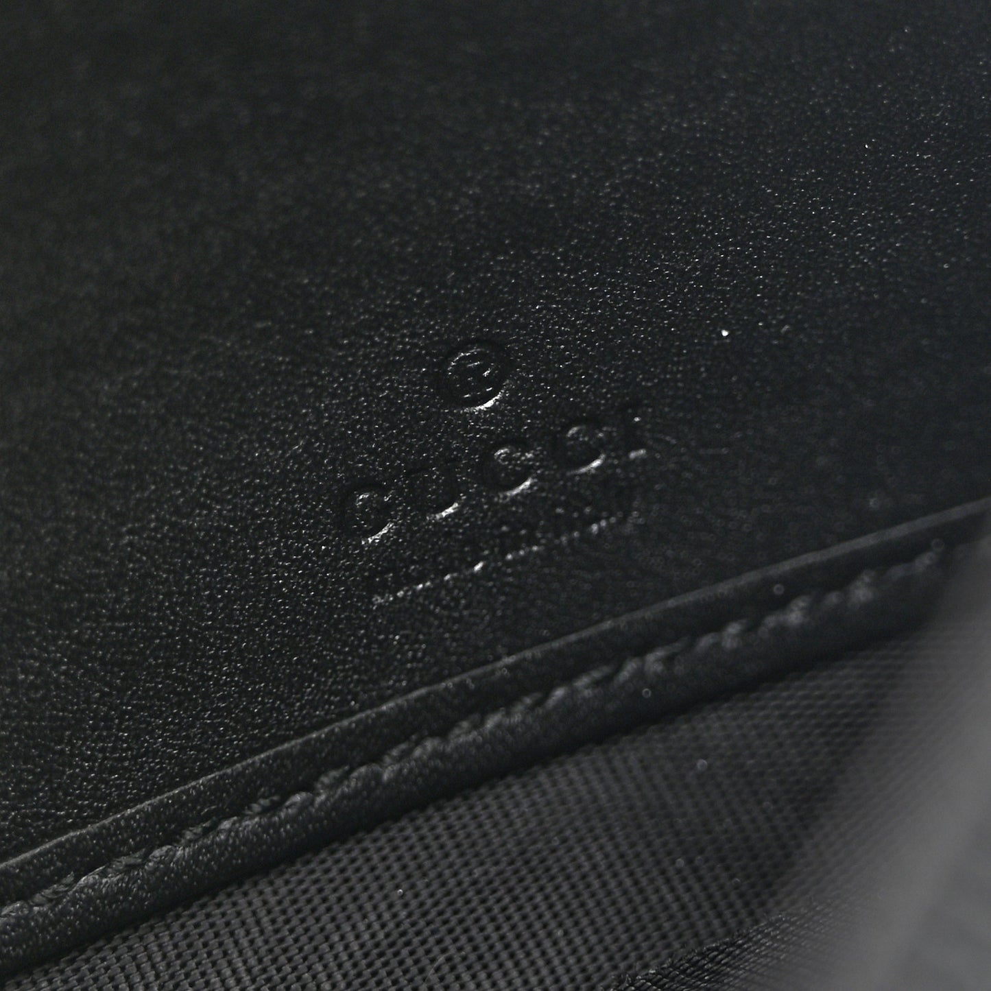Suede Patent Web Ophidia Wallet On Chain Black