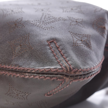 Louis Vuitton Mahina Onatah Pochette Moka 10 of 10